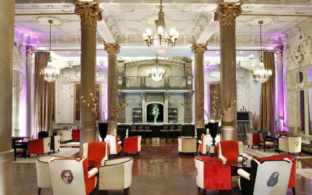 Savoy Hotel