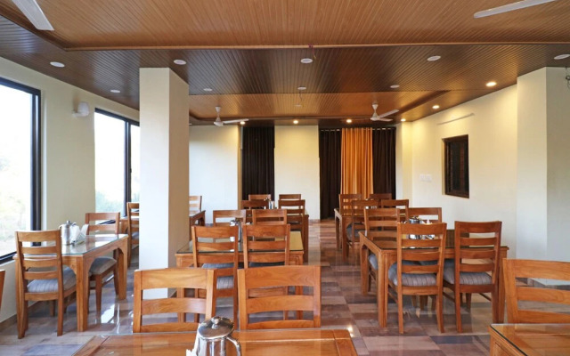 Oyo 26757 Mds Residence