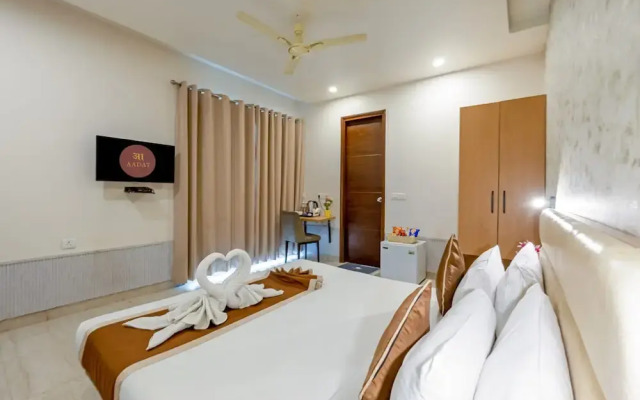 Aadat Hotel Subhash Chowk Gurgaon