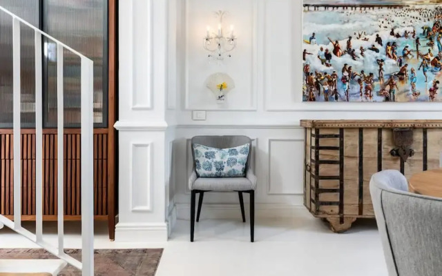 Modern Coastal Townhouse at The Majestic