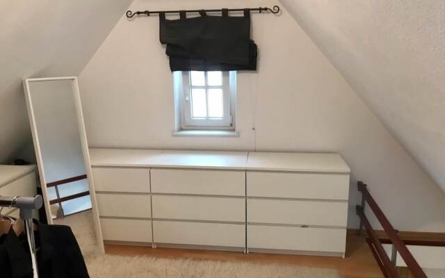 Charming 1-bed Loft Apartment in Schwandorf