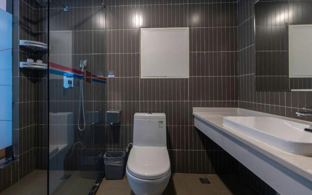 Thank Inn Plus Hotel Yunnan Honghe Gejiu City Renmin Road