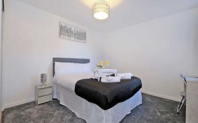 Orange Apartments - Belgrave Mansions