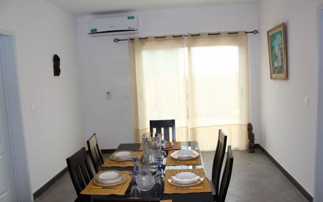 Guest House De Treichville