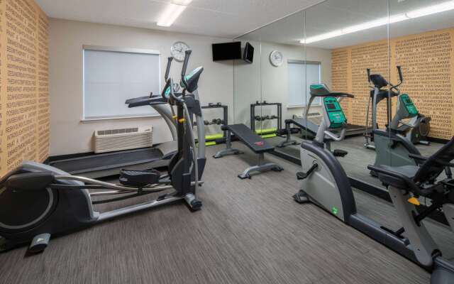 La Quinta Inn & Suites by Wyndham Naples East (I-75)