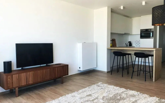 Seafront Luxury With Ocean Views