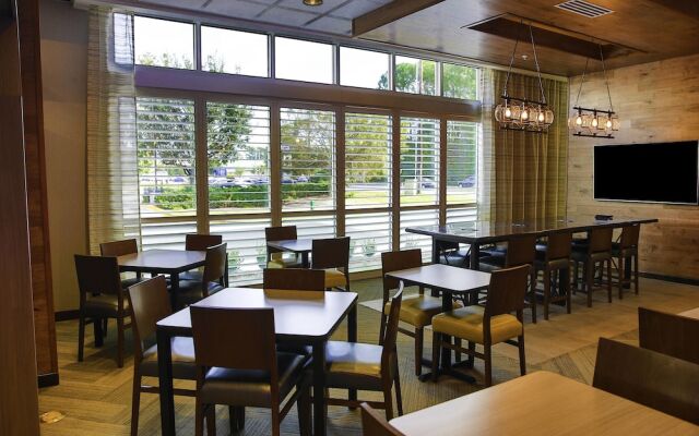 Fairfield Inn & Suites by Marriott Savannah Midtown