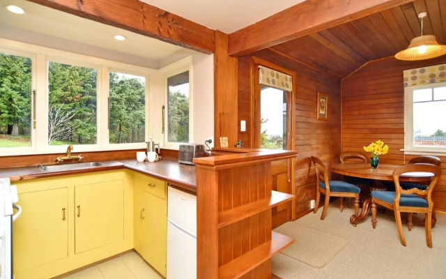 Otahuna Hideaway - Christchurch Holiday Homes