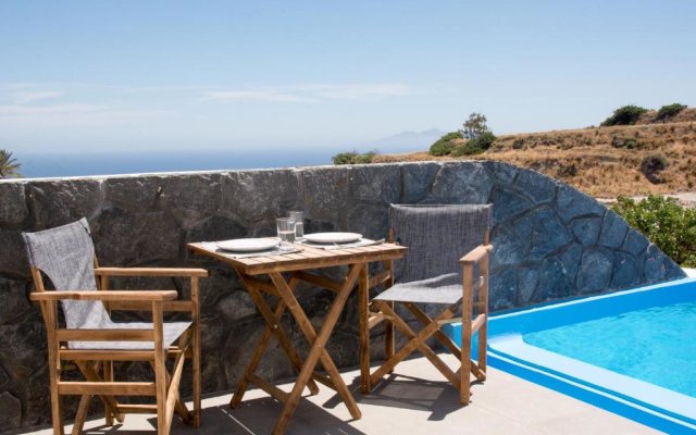 Amphitrite Suites Santorini