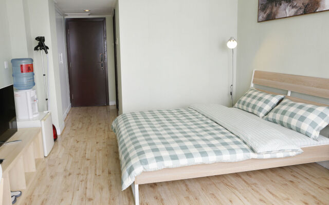 Lacasa Service Apartment