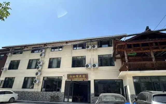 Shanshuiyuan Homestay (Emeishan Scenic Area Linggongli Parking Lot)
