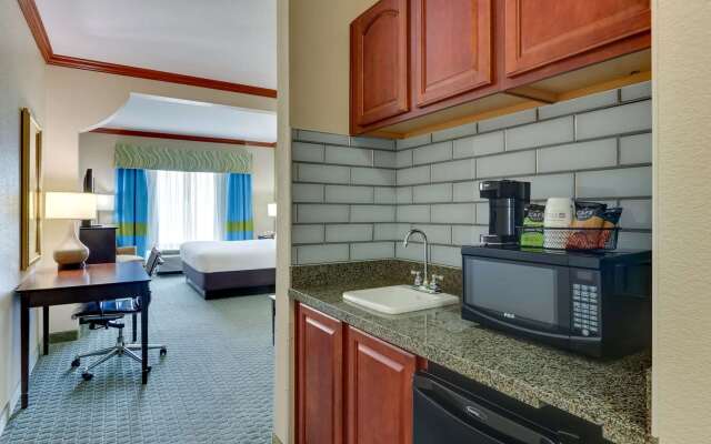 Comfort Inn & Suites