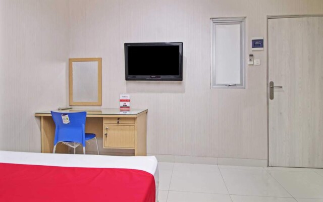 RedDoorz @ Mangga Besar 2