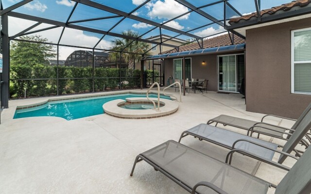 5160 Oakbourne Avenue