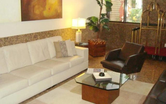 Golden Tower Pinheiros by Fênix Hotéis