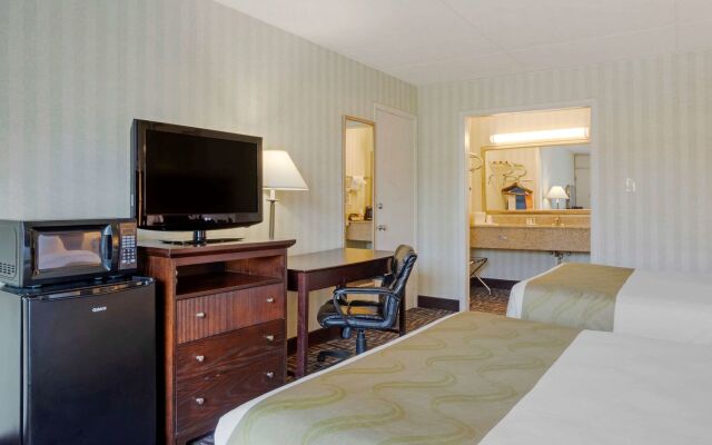 Quality Inn Fredericksburg near Historic Downtown