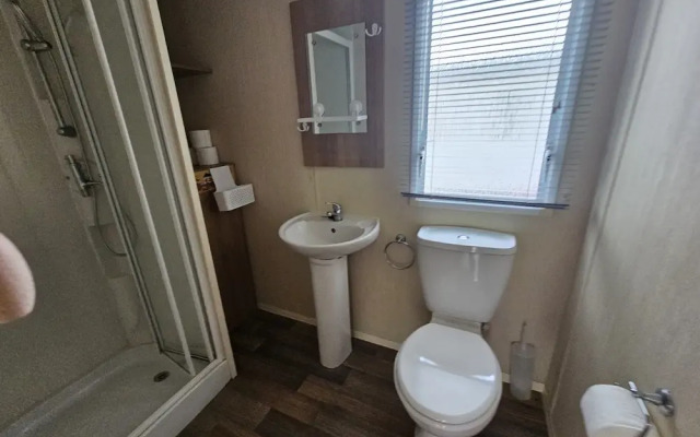 3 Bed Standard Caravan Robinhood