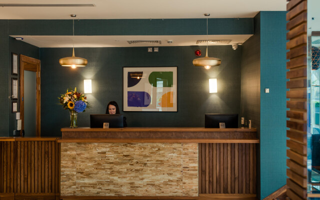 Tallaght Cross Hotel