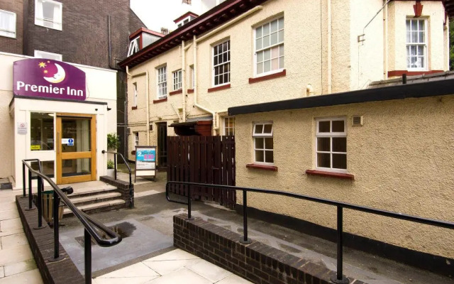 Premier Inn Manchester Altrincham