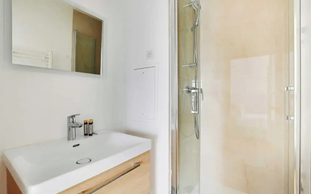 Chic Duplex With Rooftop -3bd/6p- Nogent-sur-marne