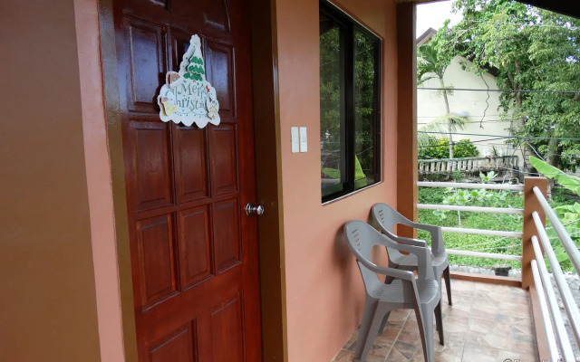 Alona Grove Tourist Inn