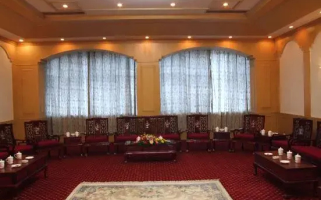 Changyi Hotel