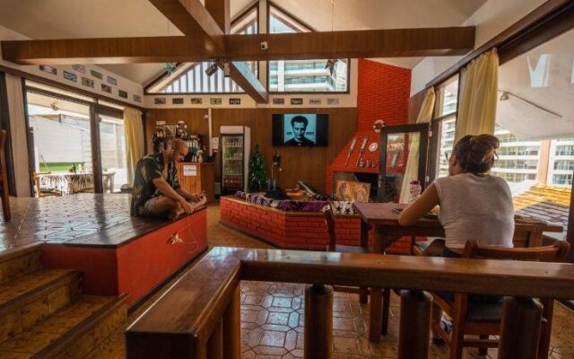Hostel La Cabaña