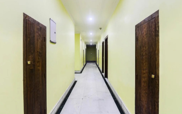 Hotel Am Palace by OYO Rooms