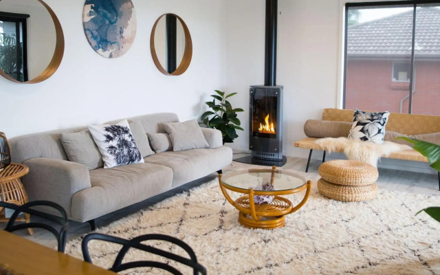 THE WERRI SHACK Werri Beach Gerringong 4pm check out Sundays