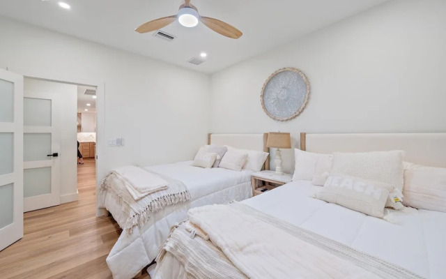 The Beach House 2 Bedroom Condo