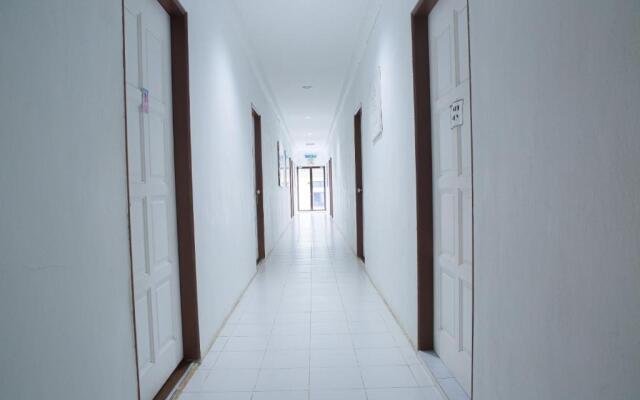 OYO 90037 The 7 Lodge Tambunan