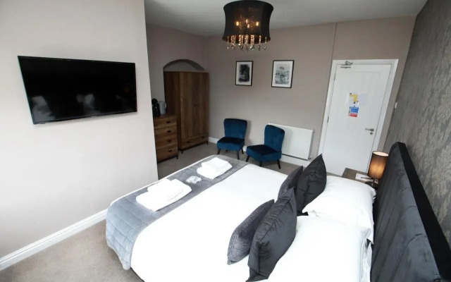 The Glyn Valley Hotel