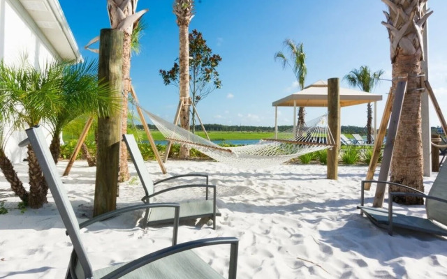 Tvpm-4263pd/sl 5 Bedroom Townhouse by RedAwning