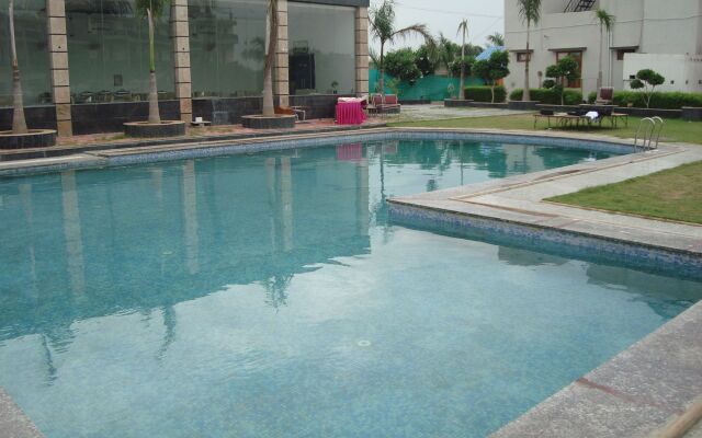 Nature Valley Resort