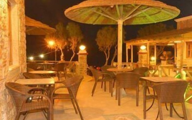 Panteli Beach Studios & Apartments