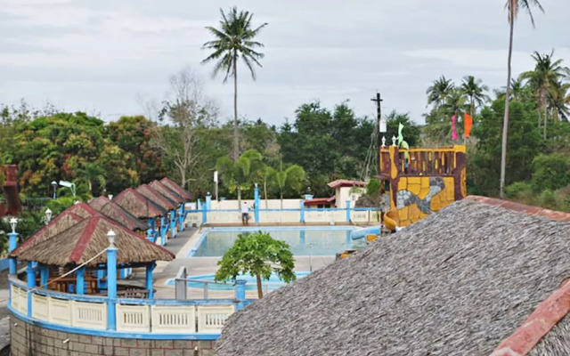 Royal Grande Beach Resort