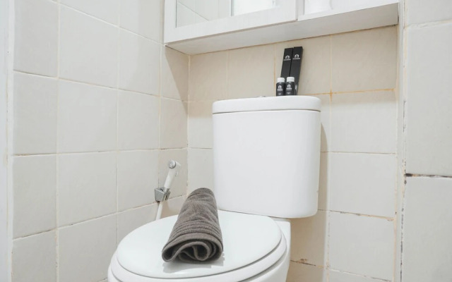 Comfy And Nice 1Br At Belmont Residence Puri Apartment