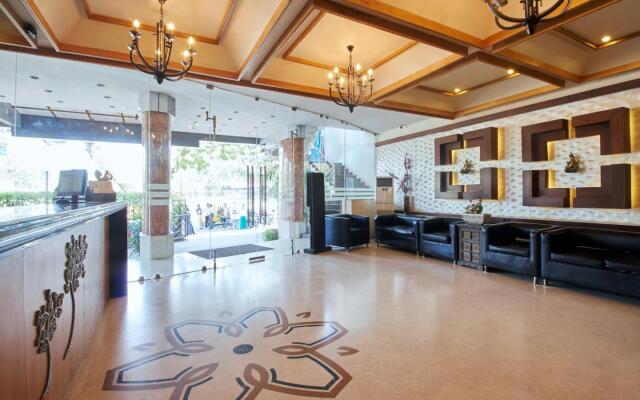 The Metropole Hotel