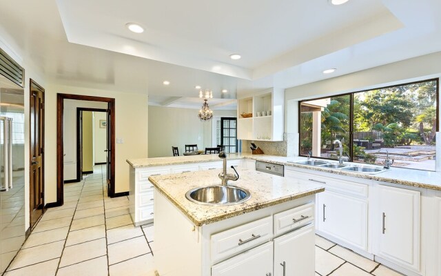 5BDRM Villa Via Mil Cumbres