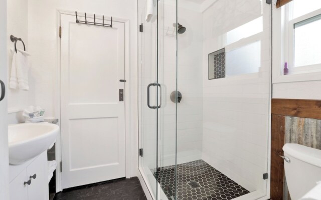 LA Suegra's Cabaña #2314