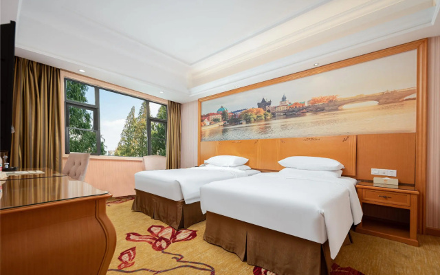 Vienna 3 Best Hotel (Wuhan Yellow Crane Tower Hubu Alley) – Guest Rooms – Wuhan
