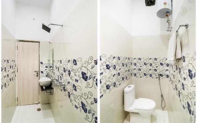OYO 65521 Hotel Prashansha Palace