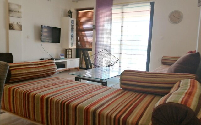 Apartment With one Bedroom in Imi Ouaddar, With Wonderful City View and Terrace - 200 m From the Beach