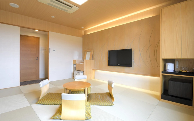 Hakone Lake Hotel