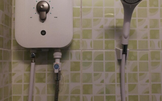 The Backpacker Station