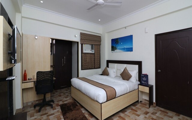Oyo 14909 Hotel Vivid