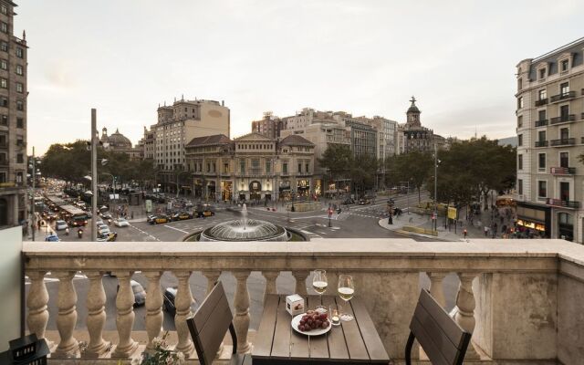 Uma Suites Luxury Downtown