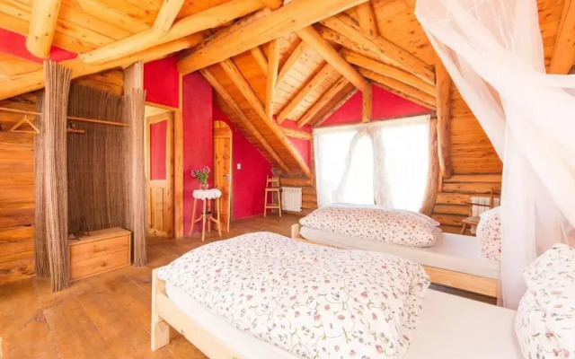 Fabula Lake House