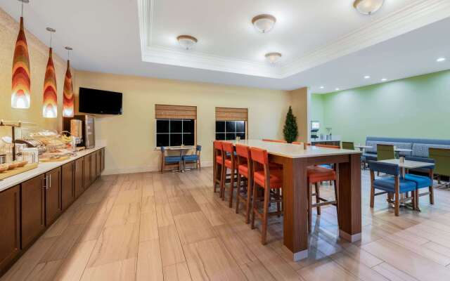 La Quinta Inn & Suites by Wyndham Broussard - Lafayette Area