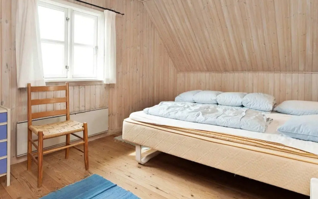 6 Person Holiday Home in Blavand